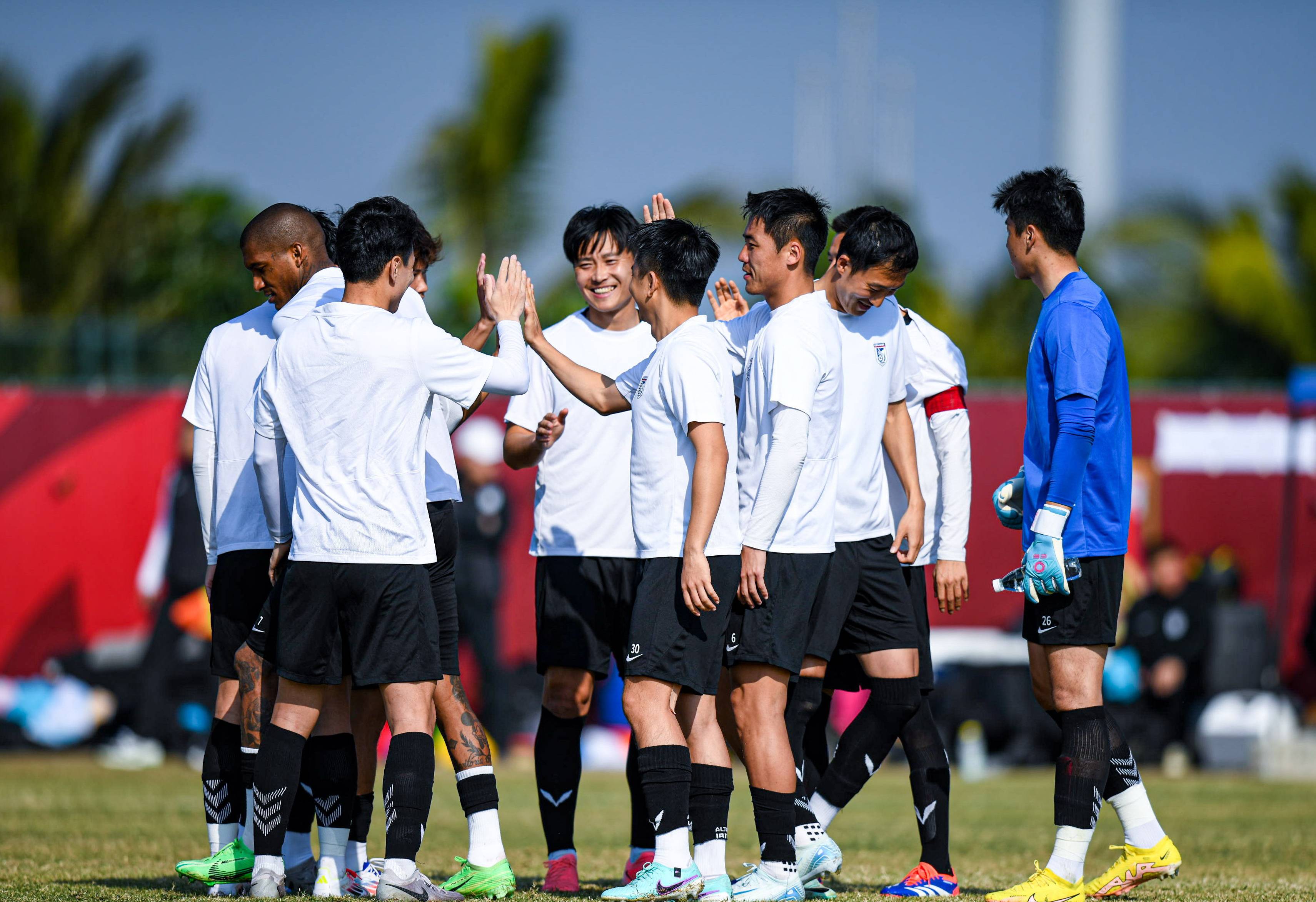 中超强队备赛争胜，备战壮烈开战！