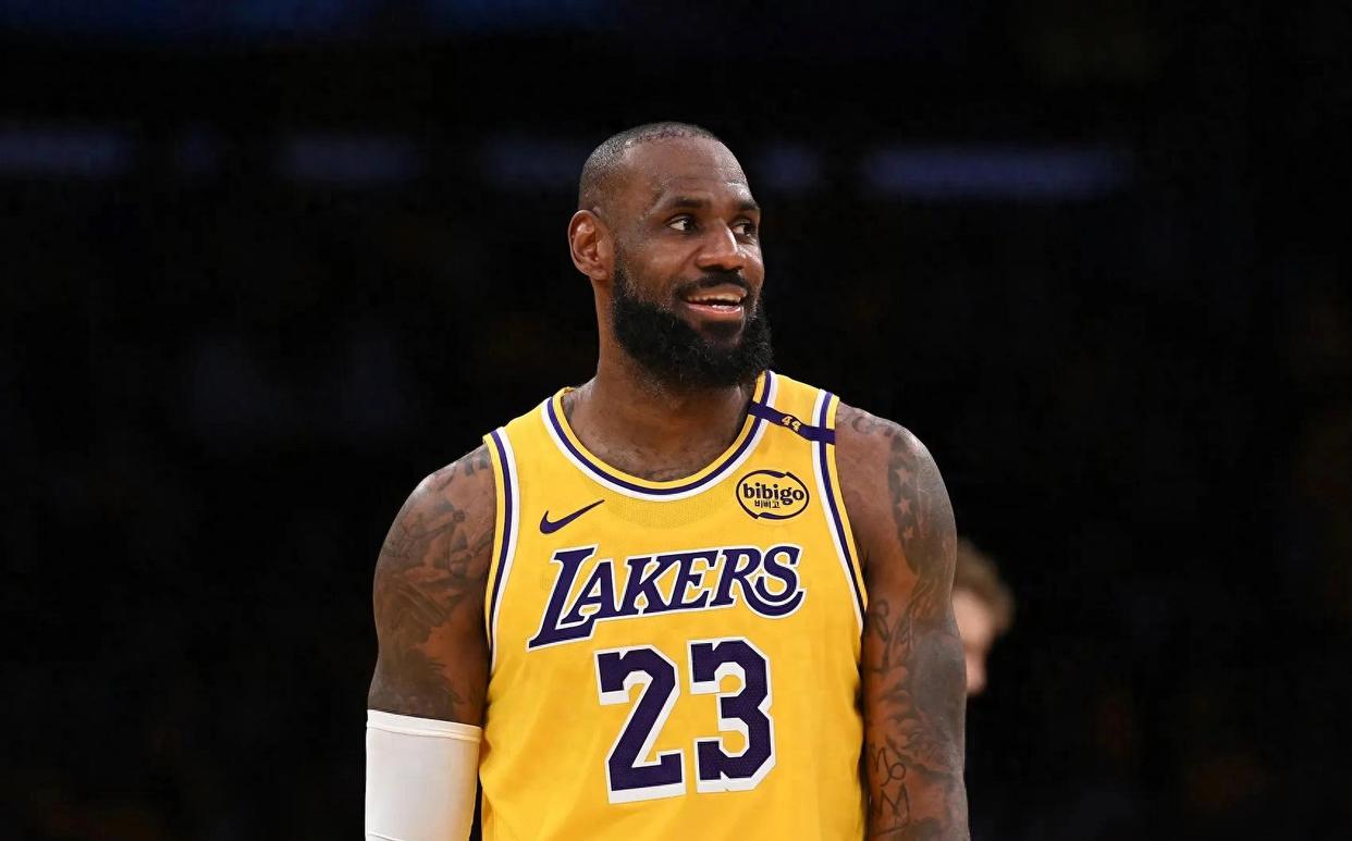 湖人遭遇两连败，詹皇表现低迷