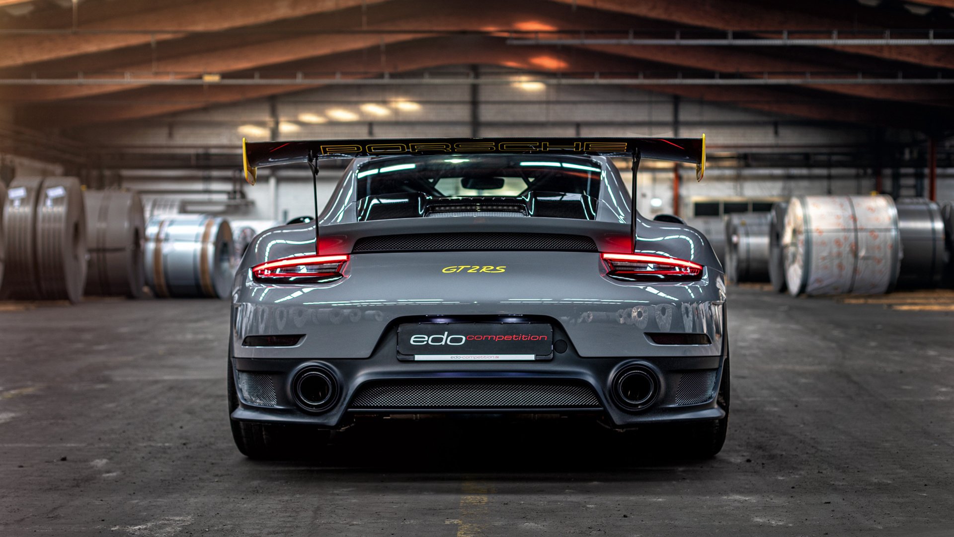 布克独揽30分导演攻防盛宴，山西队团队篮球完胜活塞彰显中国力量